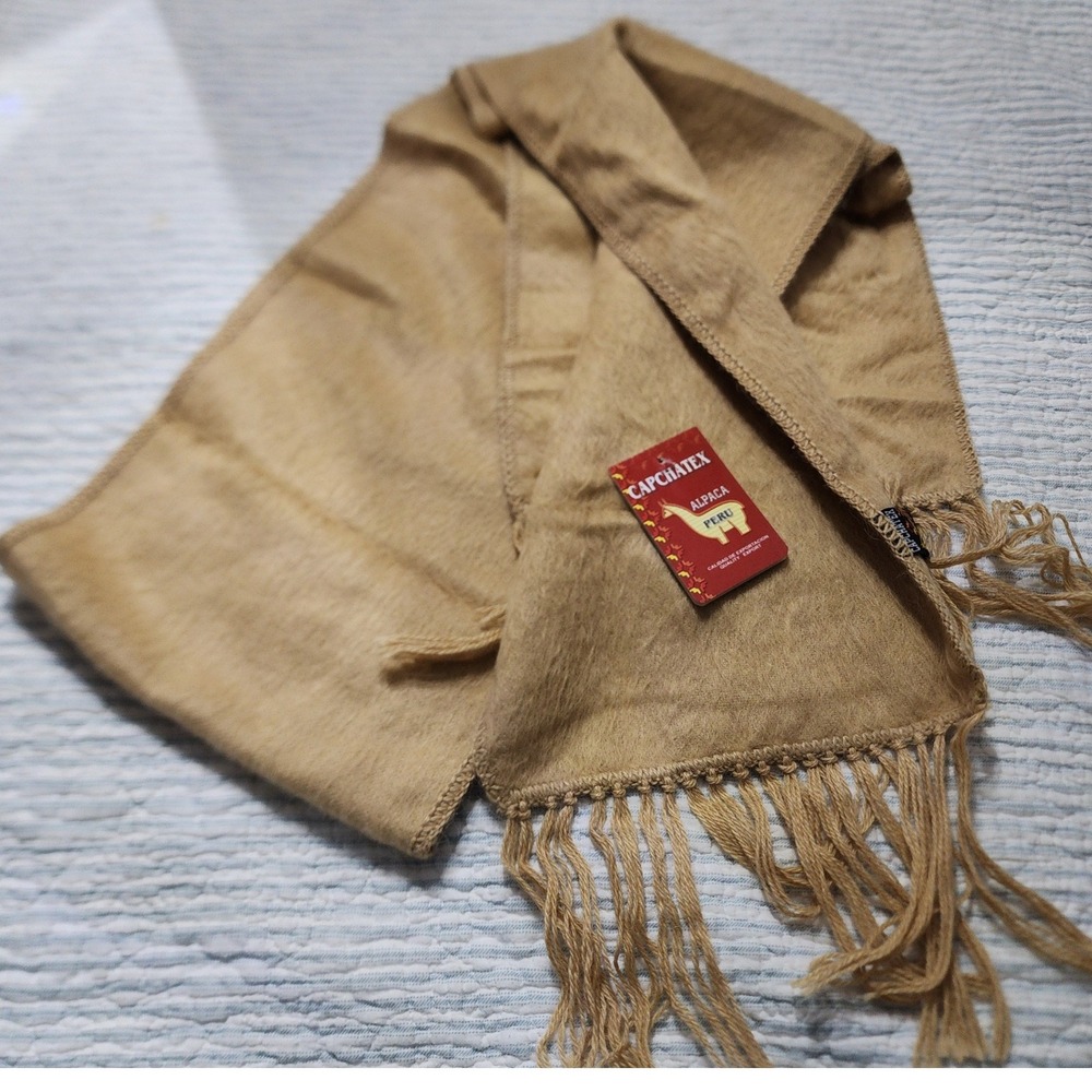 Capchatex Alpaca Wool Scarf Tan Camel Fringed Made in Peru New With Tags